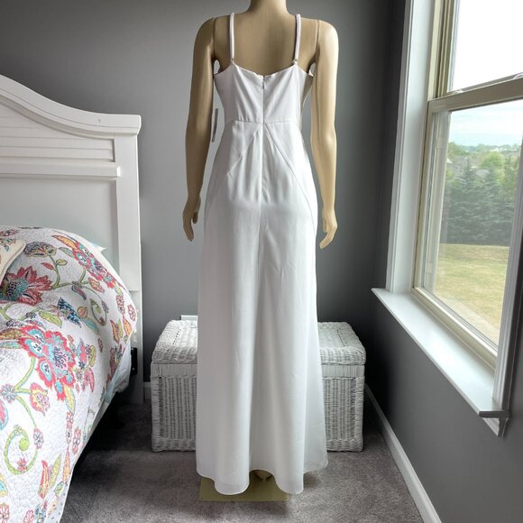 AQUA Formal Sleeveless Gown Women's 8 Off White Plunging V-Neck Spaghetti Straps - Picture 3 of 13